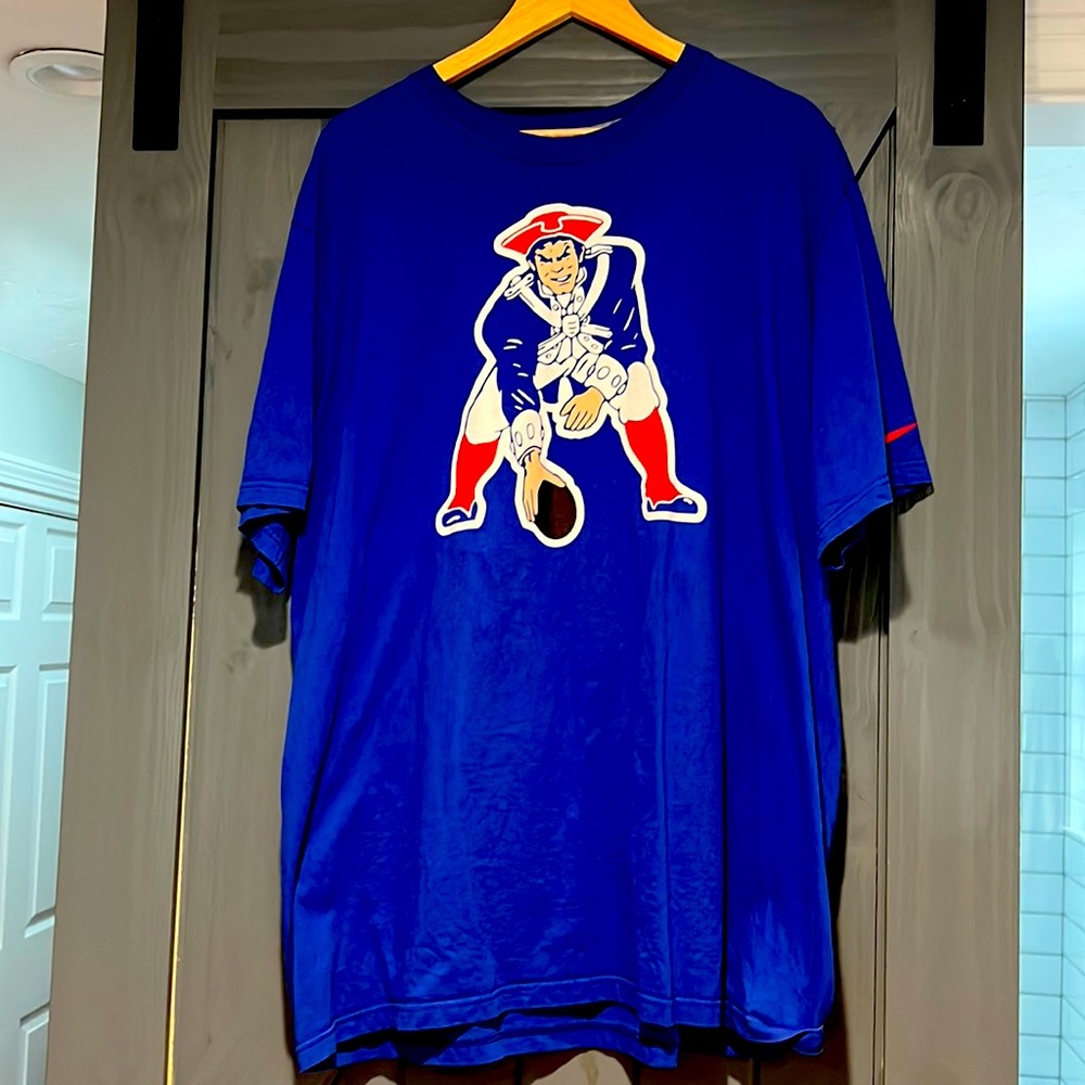 Nike patriots shirt